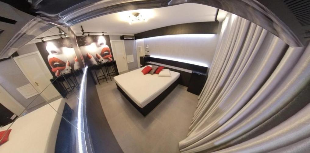 Florence Motel - Santo Angelo-Rs ภายนอก รูปภาพ