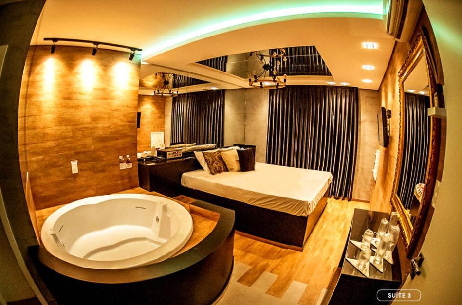 Florence Motel - Santo Angelo-Rs ภายนอก รูปภาพ