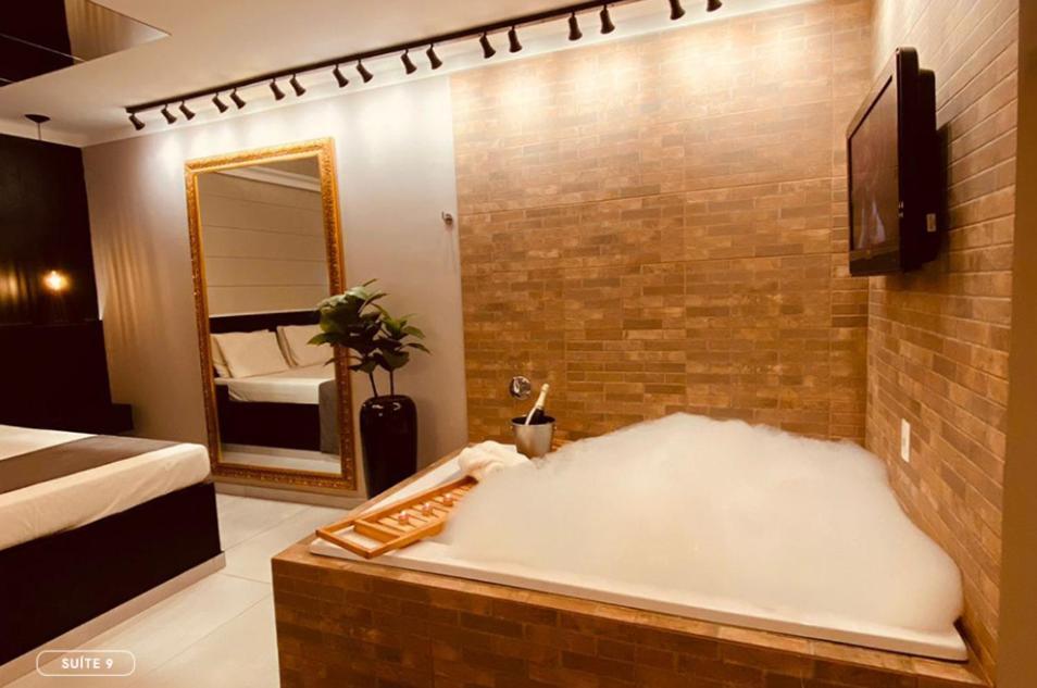 Florence Motel - Santo Angelo-Rs ภายนอก รูปภาพ