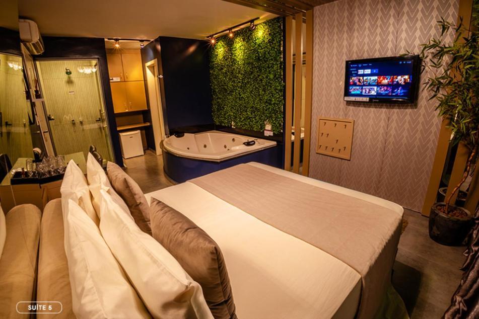 Florence Motel - Santo Angelo-Rs ภายนอก รูปภาพ