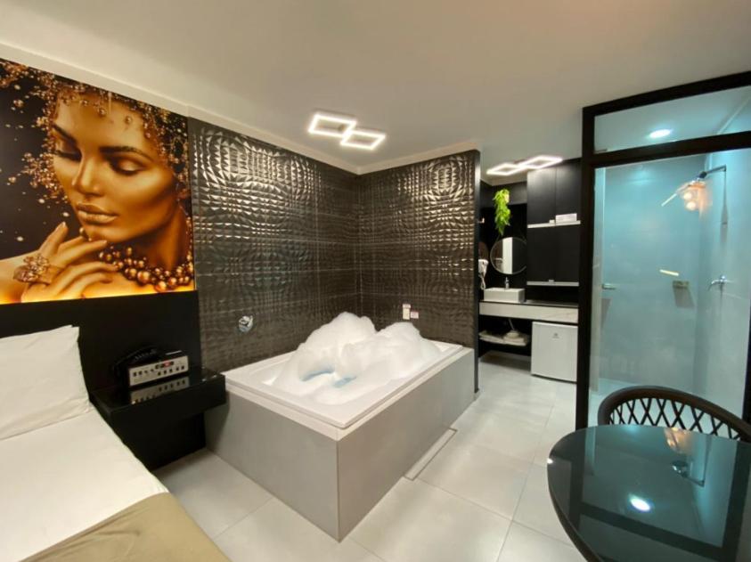 Florence Motel - Santo Angelo-Rs ภายนอก รูปภาพ